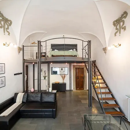 Pepi Loft In A Historical Building *