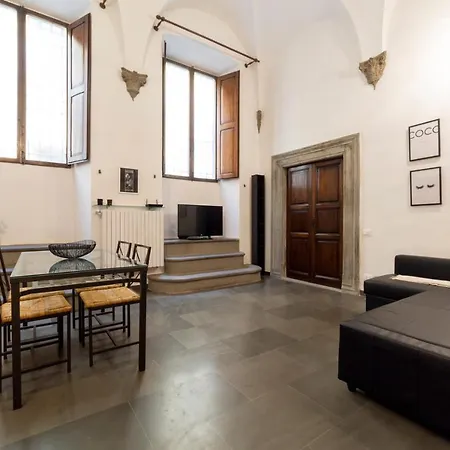 Apartment Pepi Loft In A Historical Building