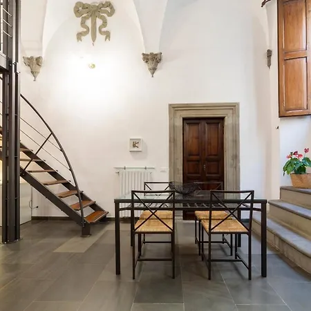 Pepi Loft In A Historical Building * Florencia